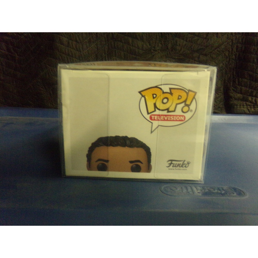Funko Pop The Office Oscar Martinez 1132 Walmart Exclusive Vinyl Figure - Picture 5 of 6